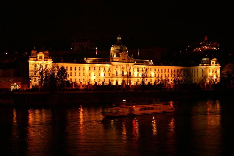 Novoroční ohňostroj v Praze - 1.1.2008